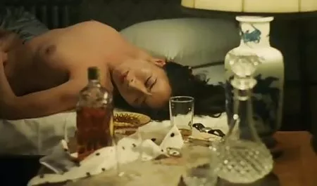 Panas lesbian video sex ayah anak bercinta dengan strap-on untuk orgasme