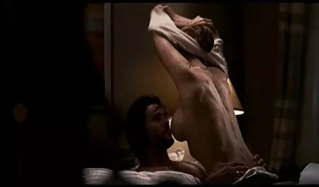 Wendy Bulan mendapat kontol jauh di dalam pantat film bokep barat hd anal di pantat