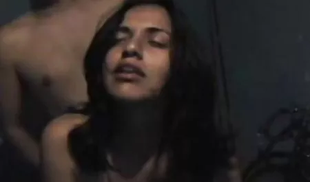 Lucu bokep mom and son barat redhead Fucks dirinya