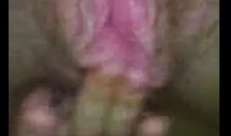 Dee Baker bokep perkosa anak dan jasa dengan yang lebih tua Mans