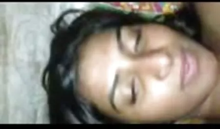 - 18летняя remaja mani muncrat berkali-kali dengan lihat film bokep Dildo 1 (1B)