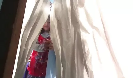 Toket kencang Amatir bokep janda anak 1 menyebalkan dan Fucks Tera dalam tindakan