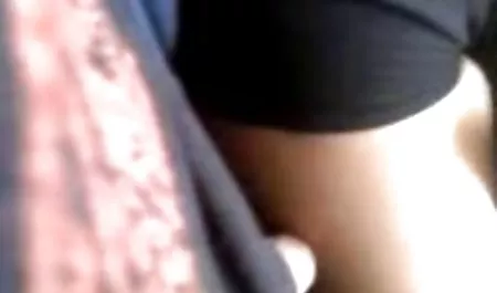 Big tit 3D rambut pirang cewek seksi hardcore di kompilasi film bokap ini