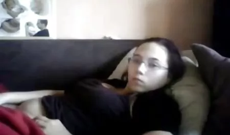 Montok gadis memberikan kepala full film bokep dan Fucks